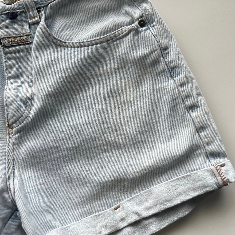 Vintage 90s Marithe Francois Girbaud Light Wash High Rise Denim Shorts - Size 26 - Picture 5 of 8